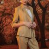 Áo blazer túi chéo 2 hàng cúc Beige 3