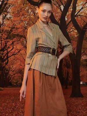 Áo blazer túi chéo 2 hàng cúc Brown stripe 1
