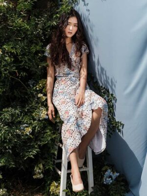 Váy đầm ren dáng mullet Beige Floarl 5