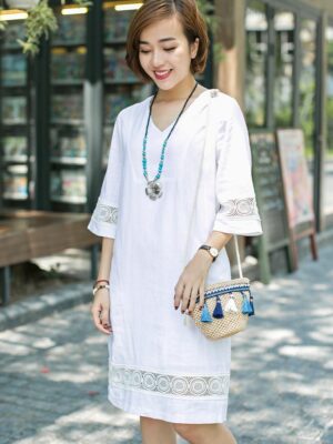 Váy đầm cổ tim đáp ren gấu váy White 9
