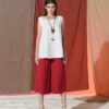 Áo gile thêu viền cổ áo White 1