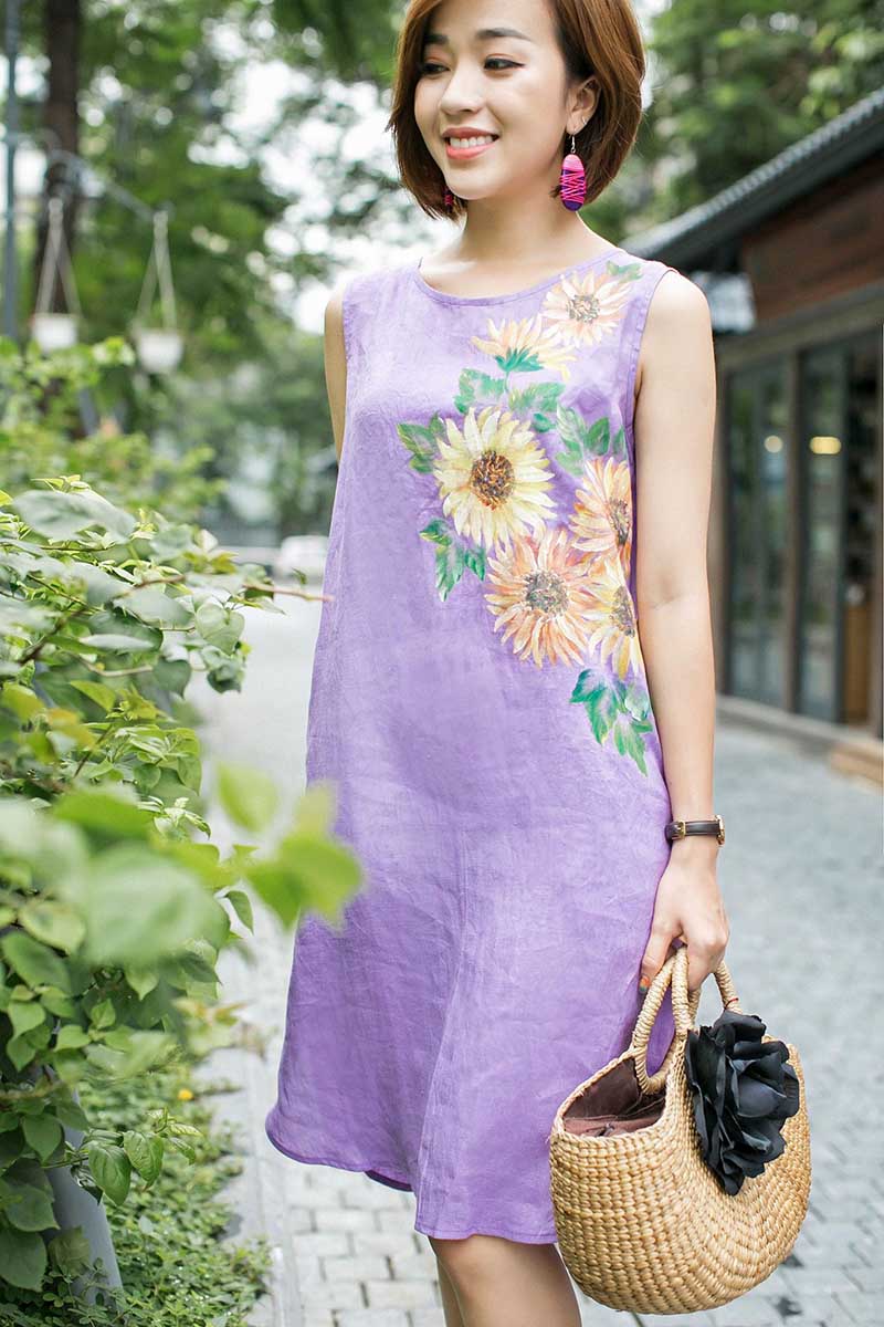 Chiếc váy suông tông tím pastel thêu hoa cho các cô gái mộng mơ, đằm thắm