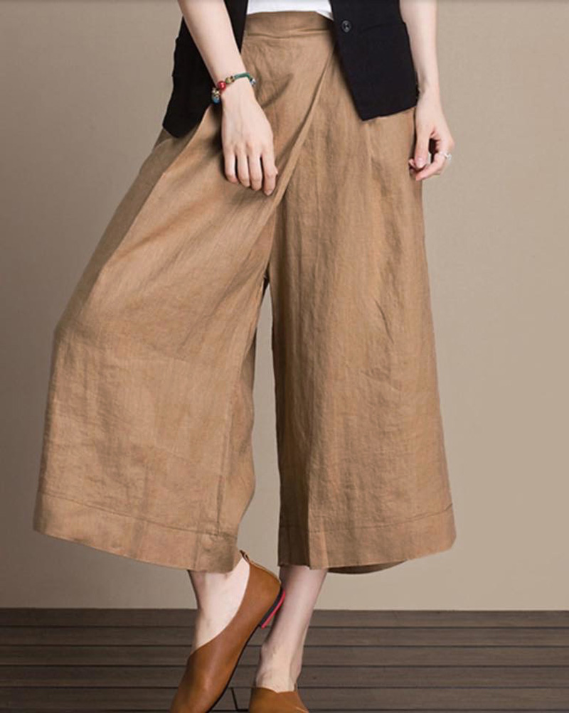 Hay một chút phá cách với thiết kế vạt chéo trên chất liệu vải linen
