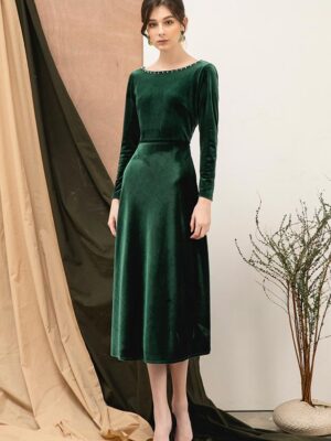 Váy đầm nhung can eo cổ đính ngọc Green 1