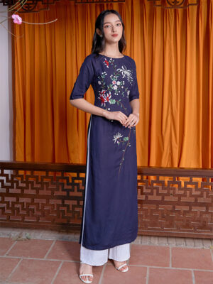 Bộ áo dài thêu hoa Navy 3
