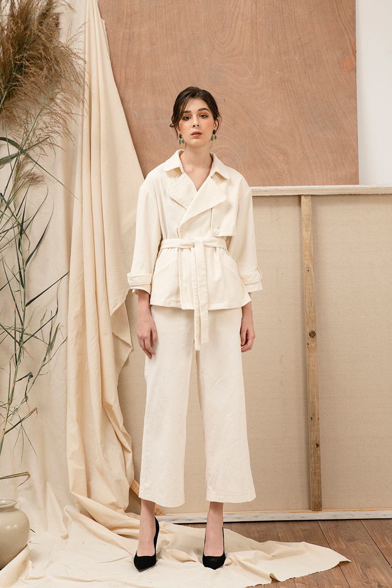Một số nguyên tắc khi lựa chọn suit nữ