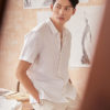 Áo sơ mi nam tay cộc vạt bằng xẻ sườn White 2