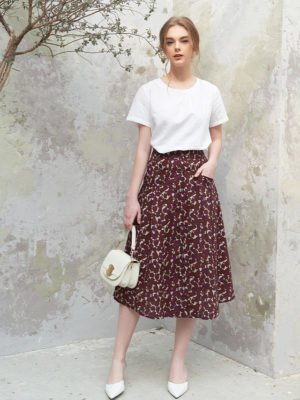 Chân váy 2 túi cài khuy trước Plum 3