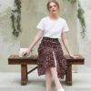 Chân váy 2 túi cài khuy trước Plum 4