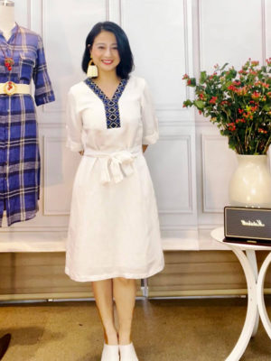 Váy đầm tay lỡ nẹp cổ thổ cẩm chữ Y White 3