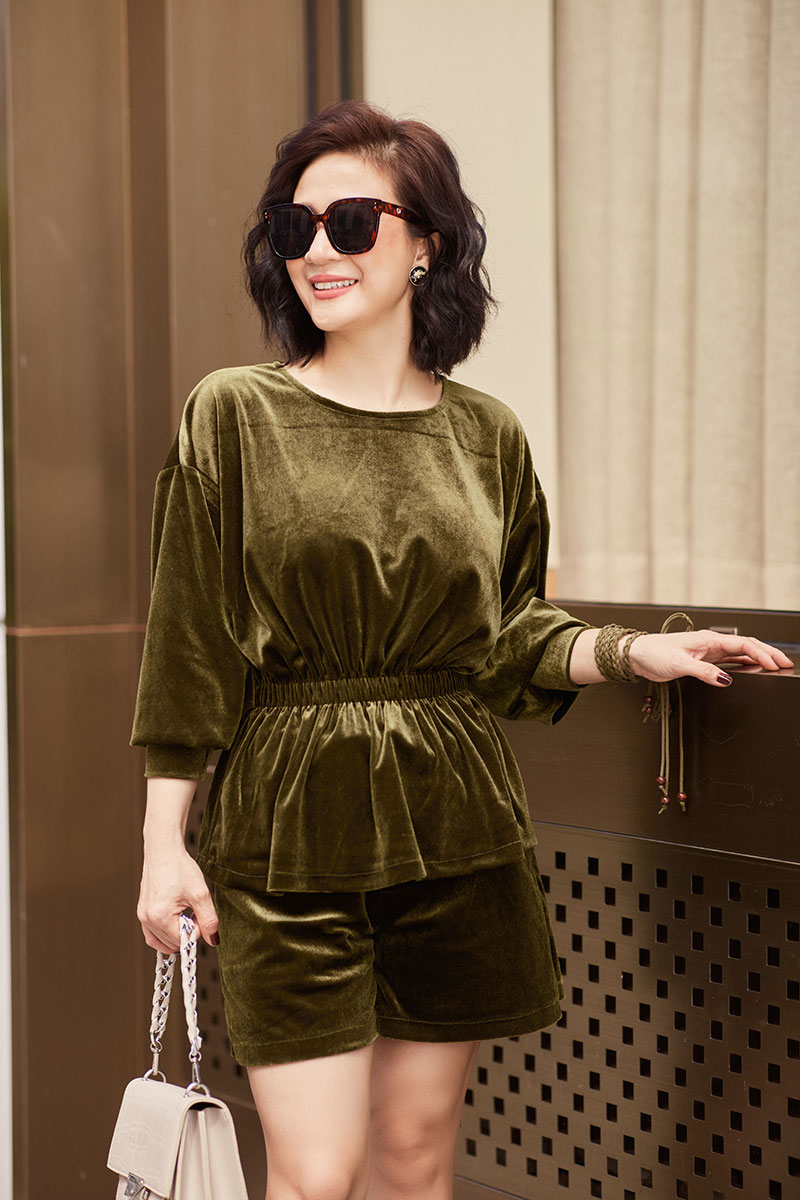 set đồ nhung sành điệu