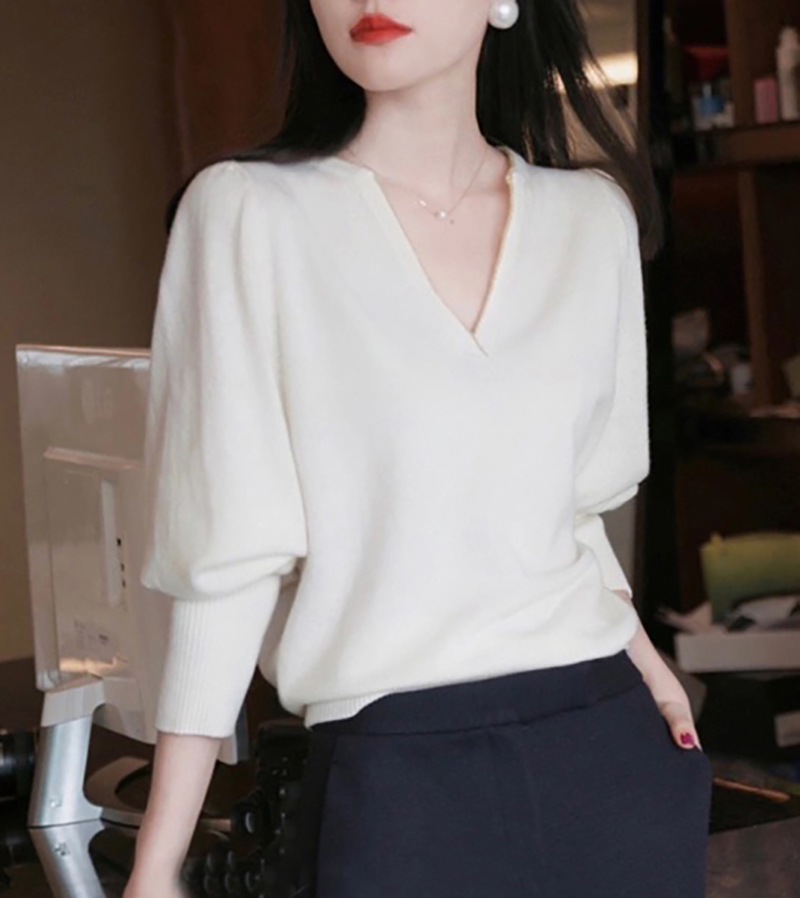 trở thành quý cô mùa đông với những thiết kế áo len trắng 01