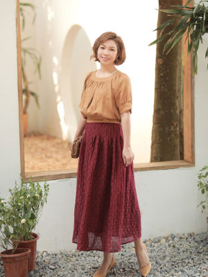 Chân váy chiết ly Plum 3