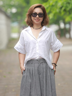 Áo cổ đức vai rơi White 3