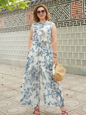 Áo gile buộc nơ White Floral 2