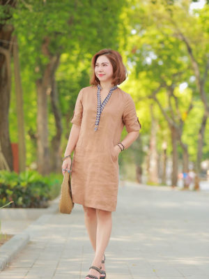 Váy đầm cổ tàu phối nẹp cổ thổ cẩm Brown 1