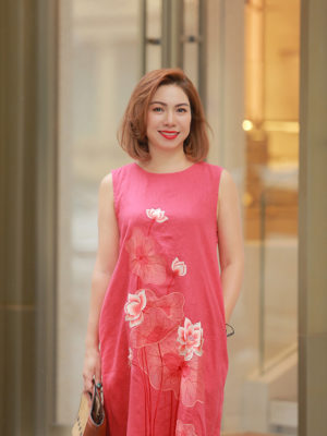 Váy đầm dáng A thêu hoa sen Rose 3