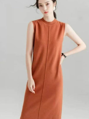 Váy đầm len gile can giữa TT Brown