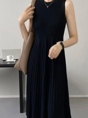 Váy đầm len gile chân váy dập Black