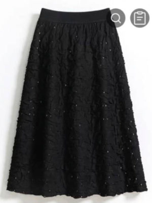 Chân váy đen chấm trắng Black