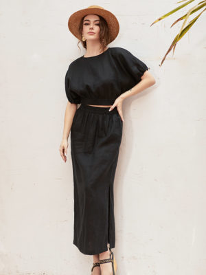 Chân váy suông xẻ 1 bên Black
