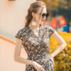 Váy đầm ren dáng mullet Navy Floarl