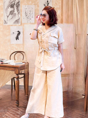 Áo 2 hàng cúc can eo túi ốp ngực Beige