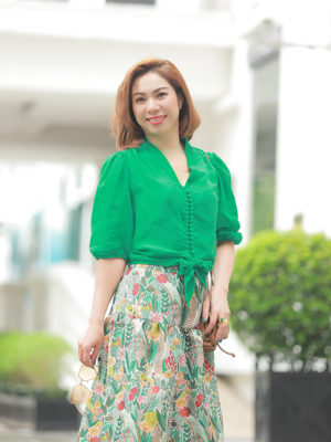Áo croptop mở cúc buộc tà Teal 5
