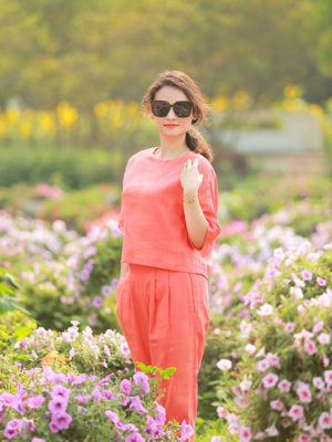 Áo croptop cổ tròn vai rơi Orange 2