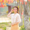 Áo sơ mi cổ Y bèo mí thân Cream 3