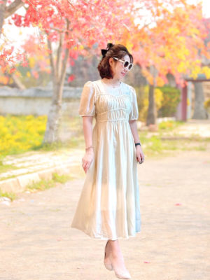Váy đầm ren lỗ chun bèo tay White 3