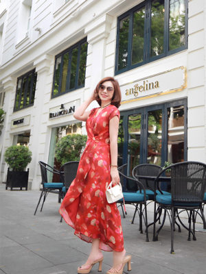 Váy đầm ren dáng mullet Red Floarl