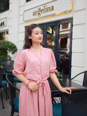 Áo croptop mở cúc buộc tà Pink 3