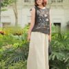 Áo gile vạt bầu thêu hoa ngực áo Black 2