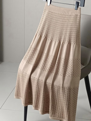Chân váy len hông vặn thừng Beige