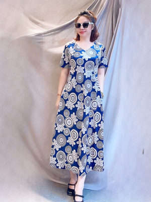 Váy đầm nhung hoa cổ tim dáng A xòe Navy Floral
