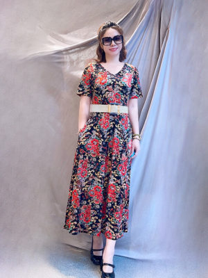 Váy đầm nhung hoa cổ tim dáng A xòe Red Floral